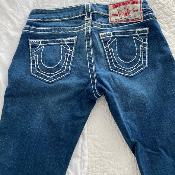 True Religion Johnny Super T low rise straight leg jeans. - Picture 4 of 10